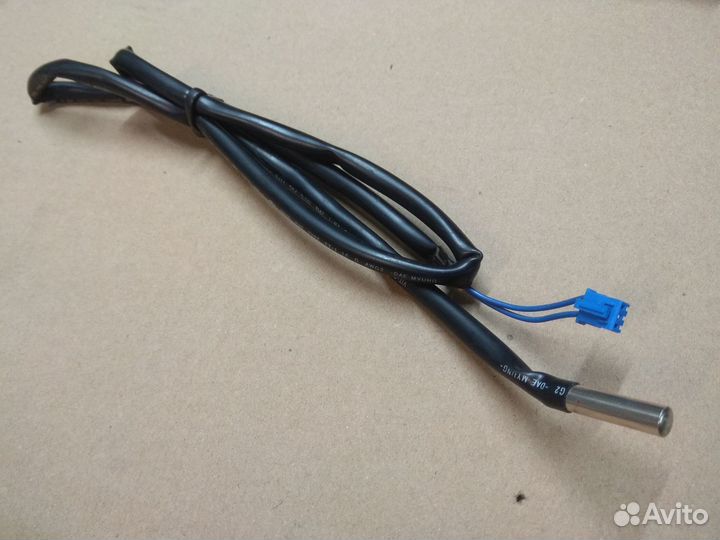 Трубный Датчик температуры 5кОм, б/у мало