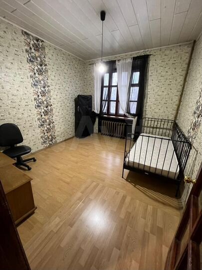 3-к. квартира, 75 м², 4/4 эт.