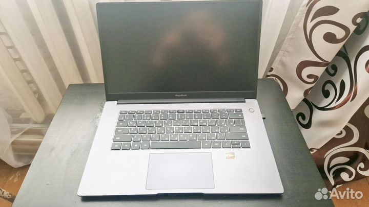 Ноутбук Honor magicbook 15