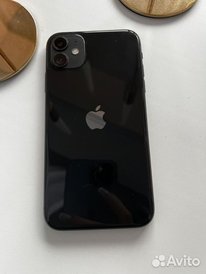 iPhone 11, 64 ГБ