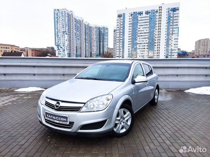 Opel Astra 1.8 AT, 2014, 143 000 км