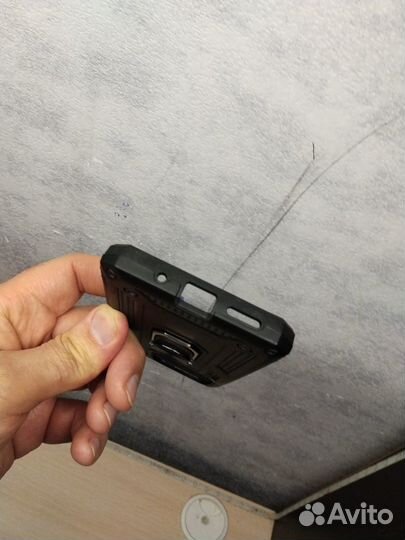 Чехол на телефон redmi 100 или Poco C40