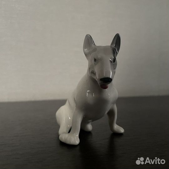 Статуэтка бультерьера