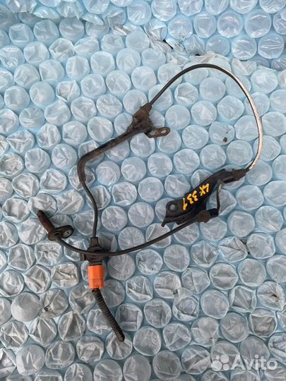 Датчик abs передний правый Honda Pilot YF4 J35Z4