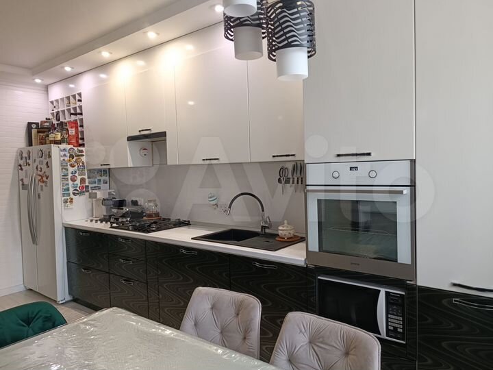 3-к. квартира, 80 м², 4/4 эт.