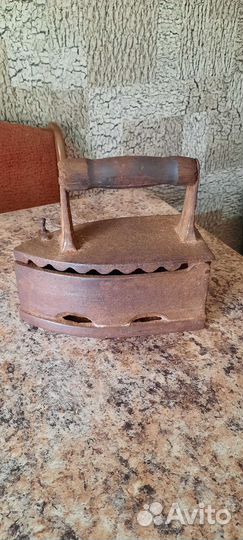 Утюг чугунный старинный