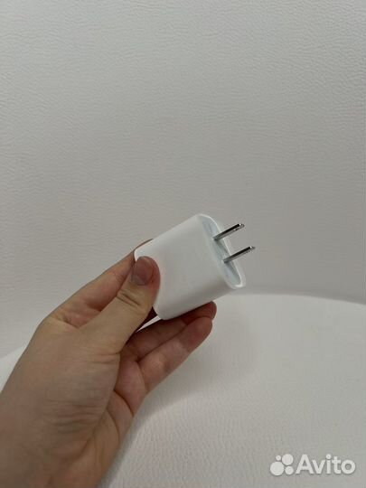 Зарядка для iPhone