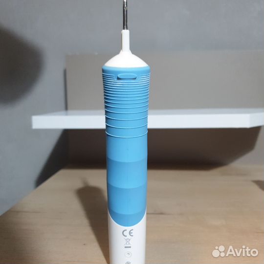 Зубная щетка