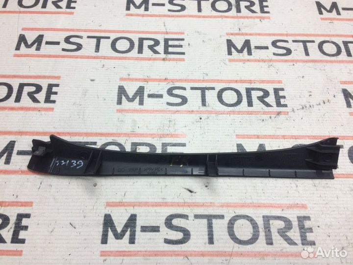 Обшивка стойки передняя правая Volkswagen Passat