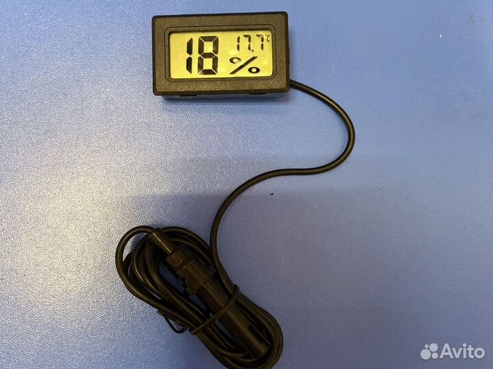 Термометр -гигрометр