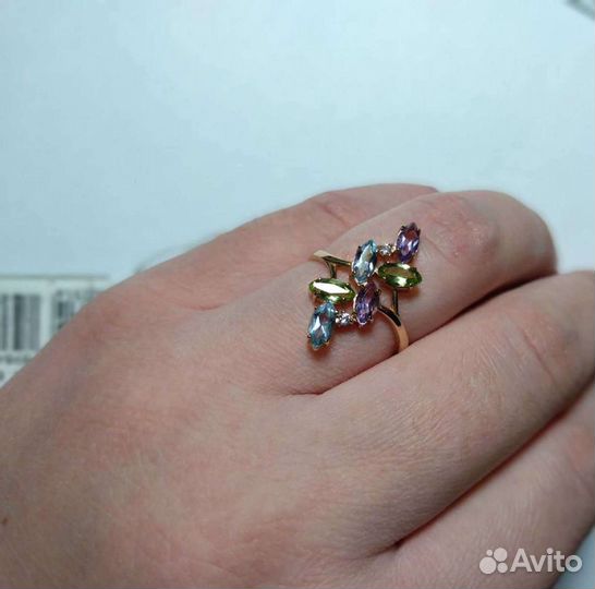 Золотые серьги и кольцо 585 пробы, абсолютно новые