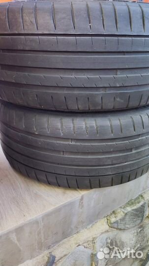 Michelin Pilot Sport 4 225/45 R17 94Y