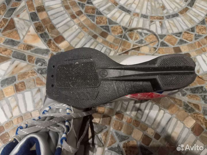 Лыжные ботинки р-р 30