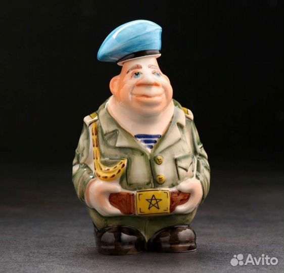 Набор фарфоровый штоф 