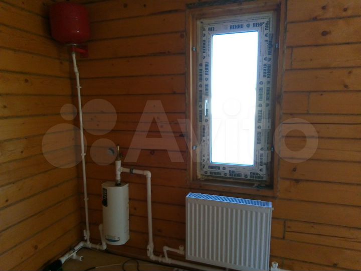 Дом 56 м² на участке 8 сот.