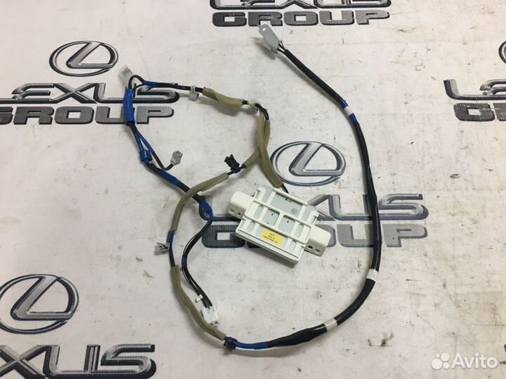 Антенна GPS Lexus Rx450H GYL15 2grfxe 2011