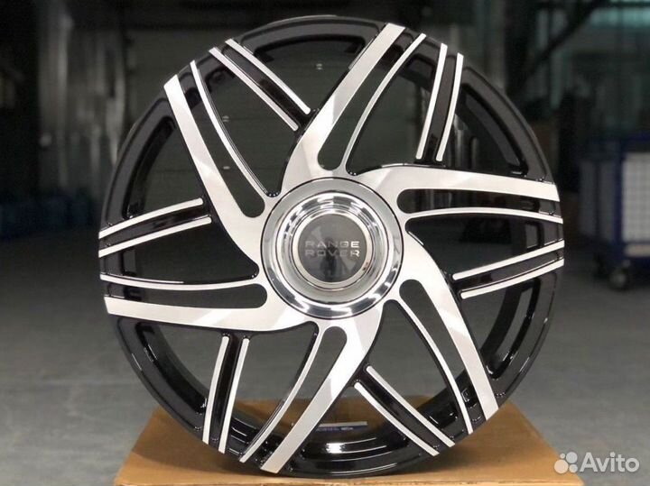 Кованые диски Range Rover Mansory R22