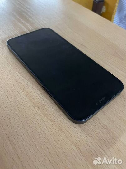 iPhone 12, 64 ГБ