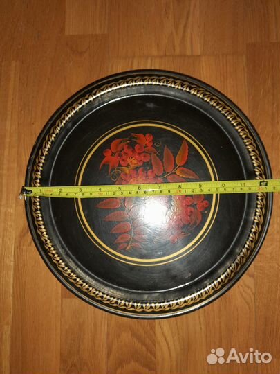 Поднос круглый с ручной росписью 