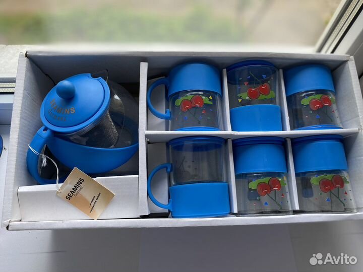 Набор чайник заварочный и кружки