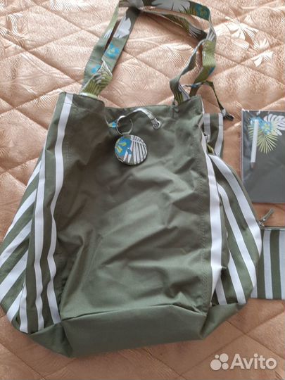 Продается летняя сумка