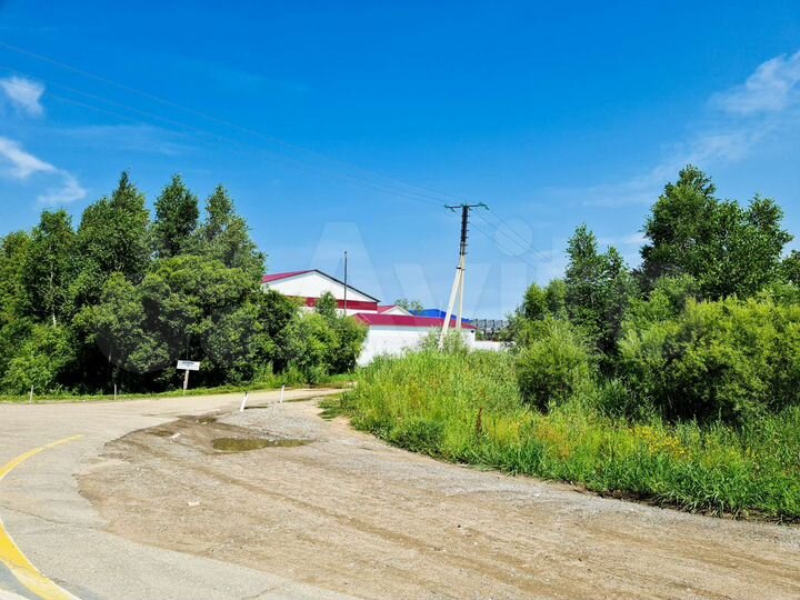 База с новыми складами на участке 1Га