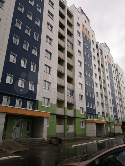 3-к. квартира, 96 м², 3/10 эт.