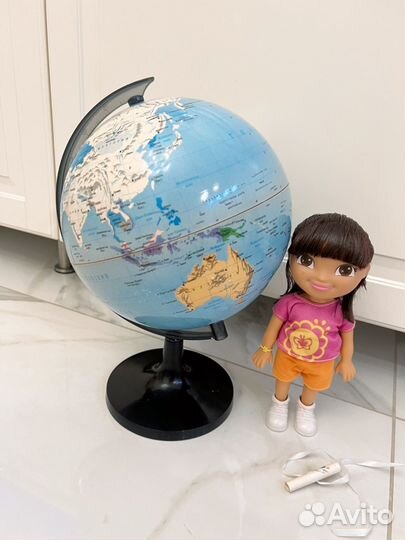 Dora / Даша с глобусом