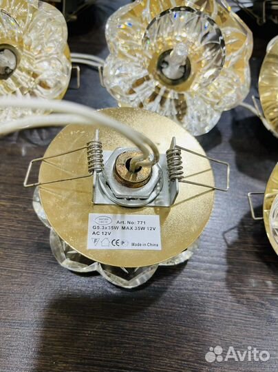 Точечные встраиваемые светильники