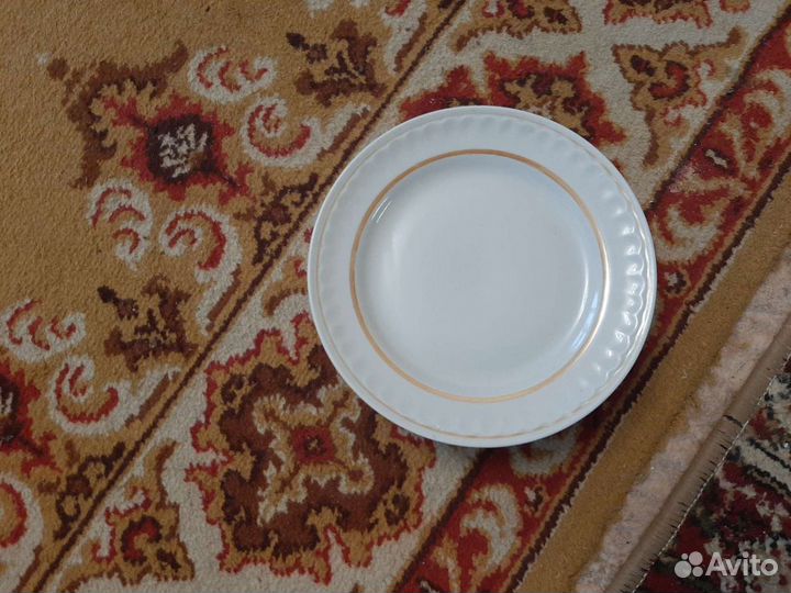 Тарелки и банки 1л