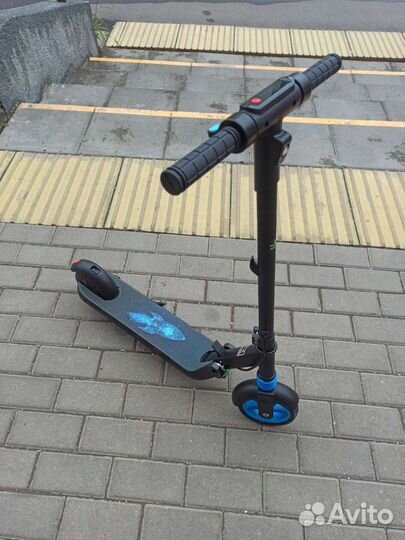Детский самокат электрический aovo ebes1