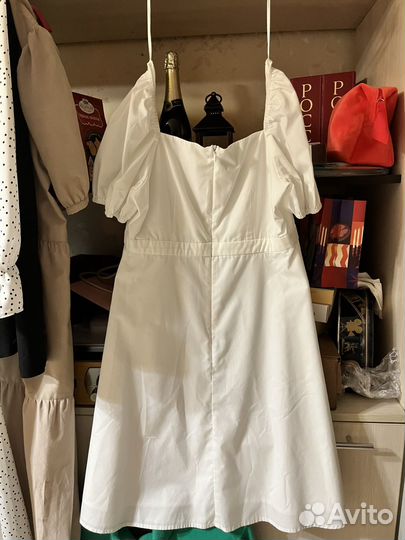 Белое платье