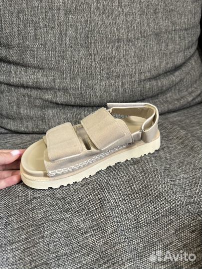 Сандалии женские UGG