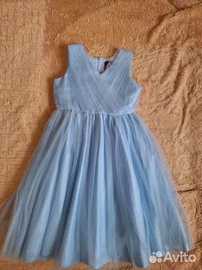 Нарядное платье для девочки 122 128