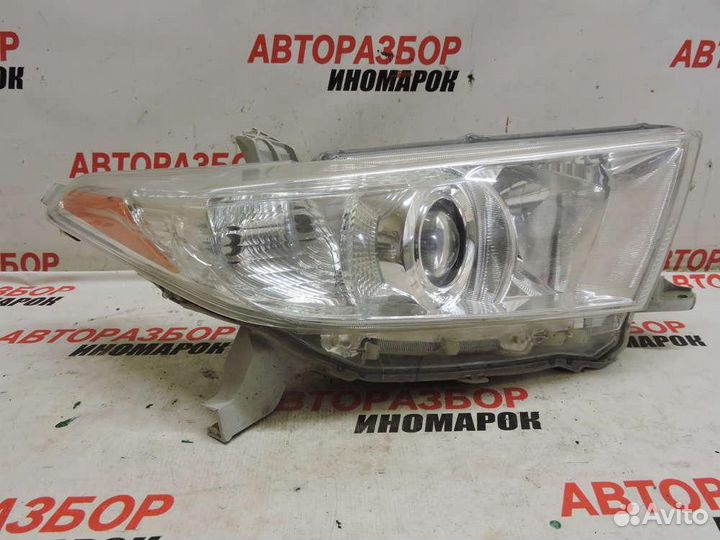 Фара правая Toyota Highlander U40 2007-2013
