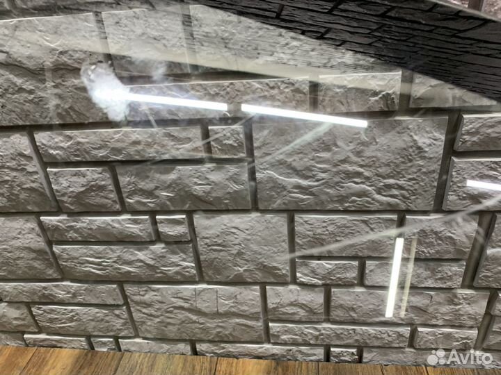 Renault Duster Стекло кузовное глухое LH