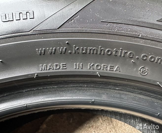 Kumho Crugen Premium KL33 225/60 R17