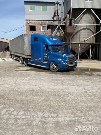 Freightliner Century, 2004