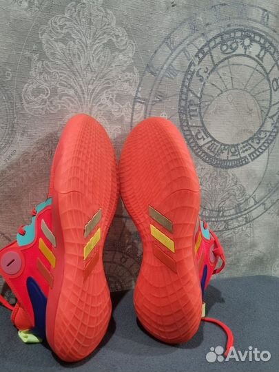 Батсаетбольные кроссовки Adidas harden