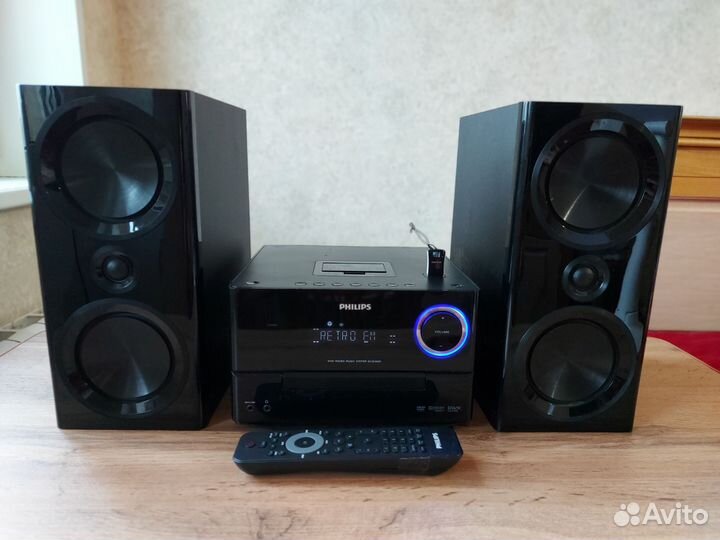Музыкальный центр philips dcd3020