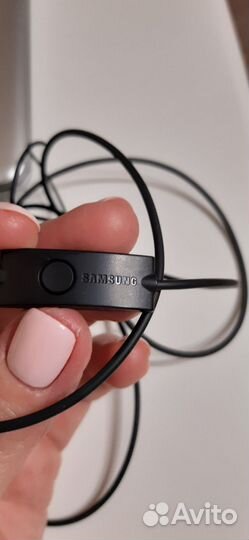 Проводные наушники samsung
