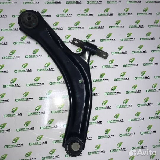 Рычаг передний правый на nissan / renault