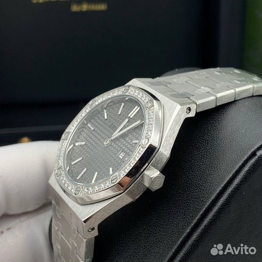 Часы Audemars Piguet 33mm