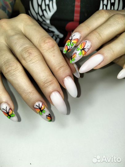 Наращивание ногтей