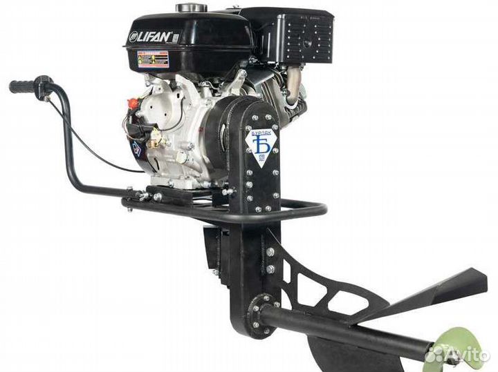 Новый, в наличии мотор болотоход 9 л. с