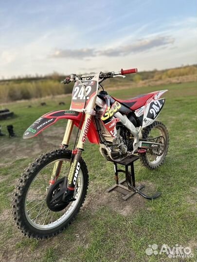Кроссовый honda CRF 250R