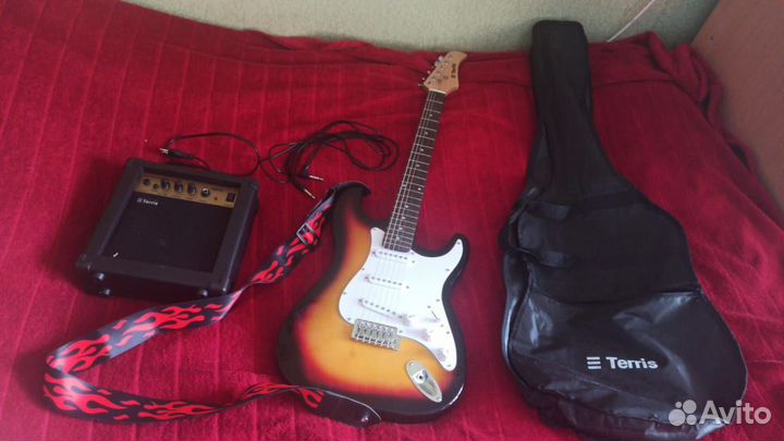 Электрогитара terris с комбиком
