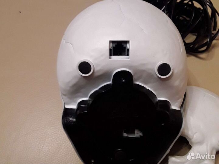 Кнопочный домашний телефон