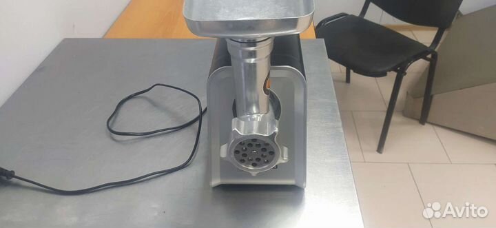 Мясорубка редмонд