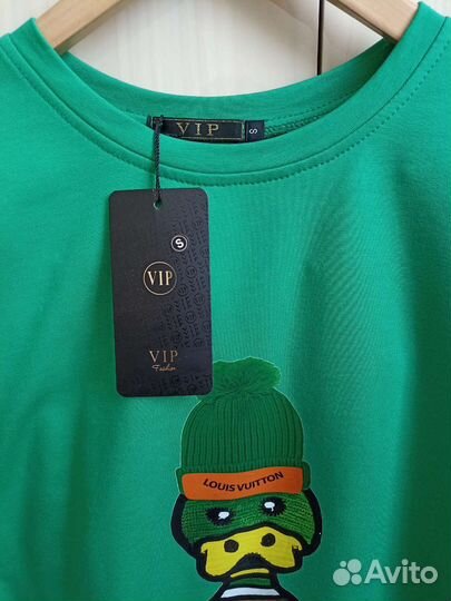 Костюм брючный новый